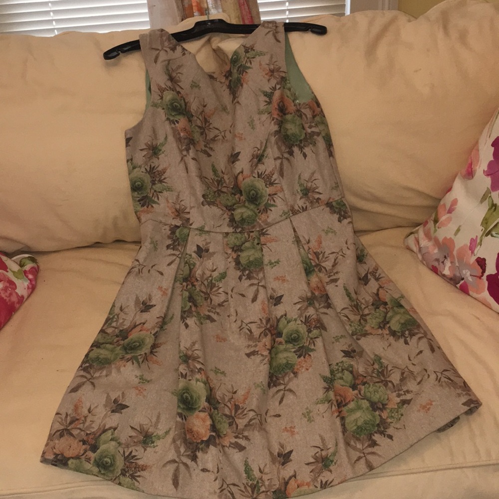 Lined light wool dress